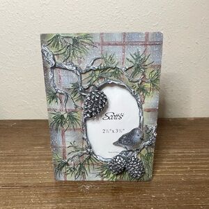 Winter Pleasures Picture Frame for 2.5 X 3.5 Bird Pinecones 3D Holiday Scotts